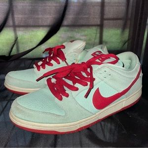 Nike SB Dunk Low Mint/Red ‘Monopoly’